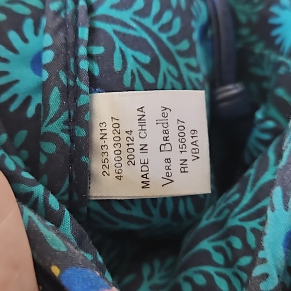 Vera Bradley blue flowered crossbody carryall - Picture 9 of 12